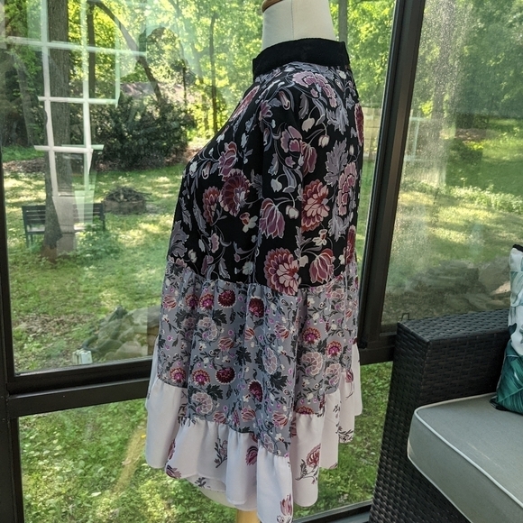 LOFT Keyhole Blouse with Velvet Collar - Picture 5 of 7